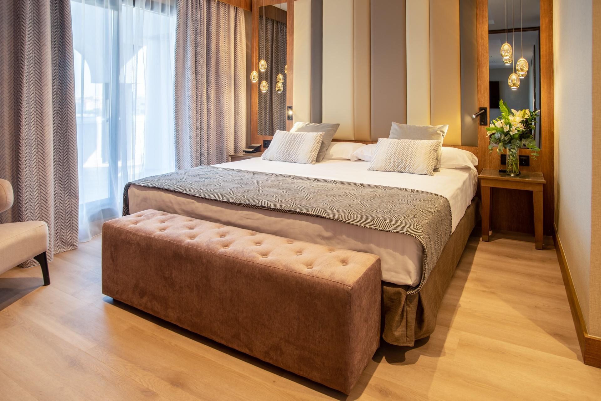 Hotel Granada Center Ngoại thất bức ảnh