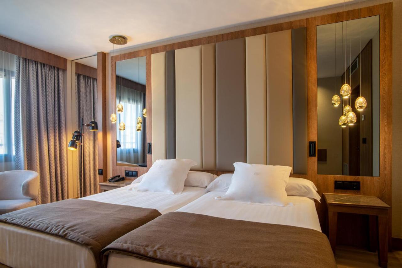 Hotel Granada Center Ngoại thất bức ảnh