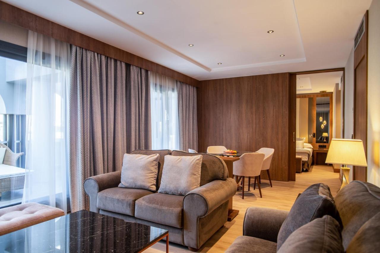 Hotel Granada Center Ngoại thất bức ảnh